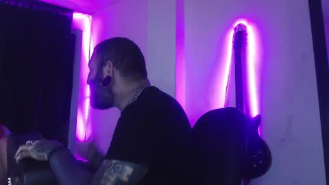 Snapshot of darkclothes chatting on 26, 2, 2025 darkclothes online show from 26, 2, 2025