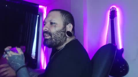 Snapshot of darkclothes chatting on 26, 2, 2025 darkclothes online show from 26, 2, 2025