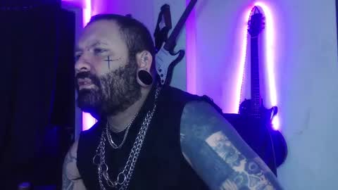 Snapshot of darkclothes chatting on 3, 3, 2025 darkclothes online show from 3, 3, 2025