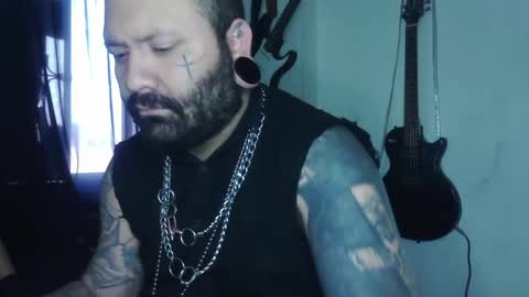 Snapshot of darkclothes chatting on 3, 3, 2025 darkclothes online show from 3, 3, 2025