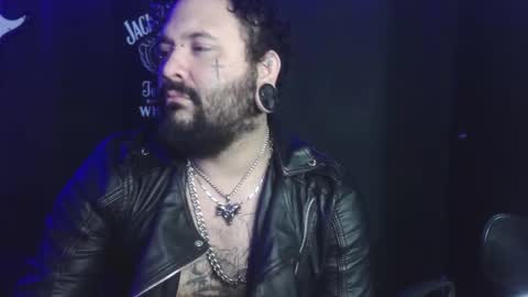 Snapshot of darkclothes chatting on 18, 9, 2025 darkclothes online show from 18, 9, 2025