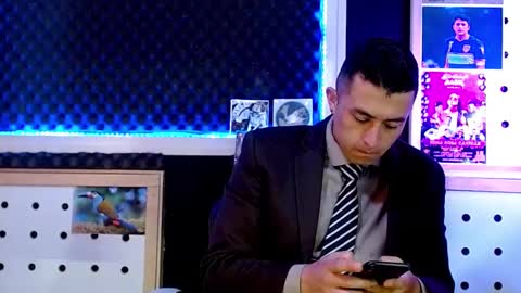 DARKO0717 online show from 12, 2, 2025