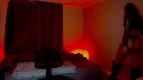 roseredgoddess online show from 2, 2, 2025