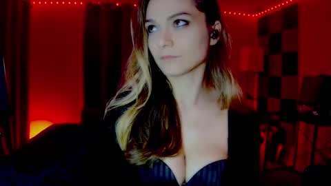 roseredgoddess online show from 14, 9, 2025