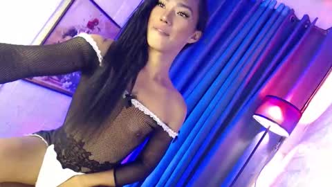 its me monica online show from 25, 10, 2025