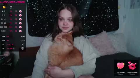 Snapshot of darling_tony18 chatting on 17, 6, 2026 darling_tony18 online show from 17, 6, 2026