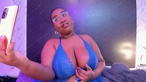  Darnell Queen online show from 6, 11, 2025