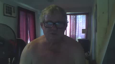 Snapshot of darwincock chatting on 21, 2, 2025 darwincock online show from 21, 2, 2025