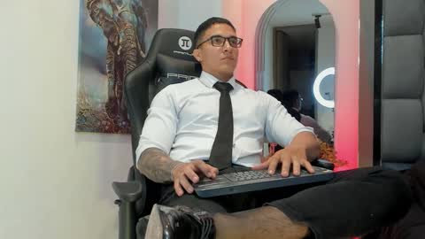 Snapshot of dash_bukoski chatting on 6, 2, 2026 Dash online show from 6, 2, 2026