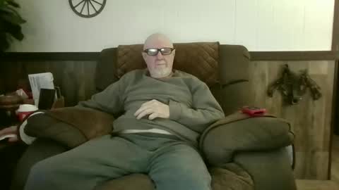 dave571960 online show from 10, 5, 2026