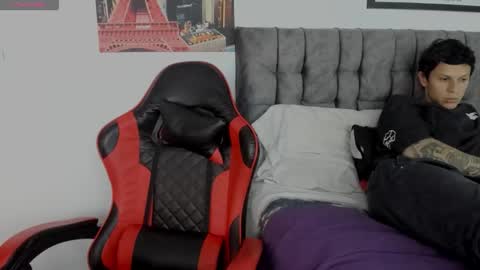 Snapshot of dave_and_lia chatting on 12, 10, 2025 Lillith online show from 12, 10, 2025