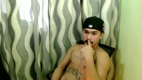 Snapshot of dave_cummers chatting on 25, 6, 2026 DAVE online show from 25, 6, 2026
