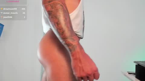 Snapshot of dave_hs chatting on 10, 3, 2025 dave_hs online show from 10, 3, 2025