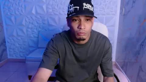 Snapshot of dave_skinnycum420 chatting on 7, 4, 2026 dave online show from 7, 4, 2026