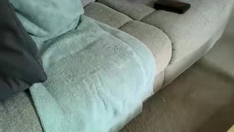 Snapshot of davesmiff1 chatting on 27, 10, 2025 davesmiff1 online show from 27, 10, 2025