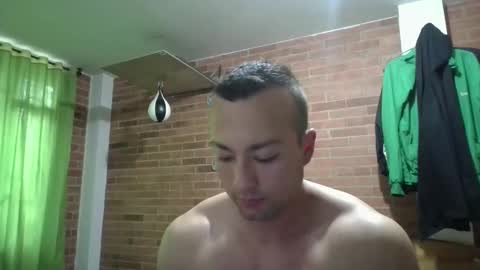 Snapshot of david131603 chatting on 2, 11, 2025 Davi10 online show from 2, 11, 2025