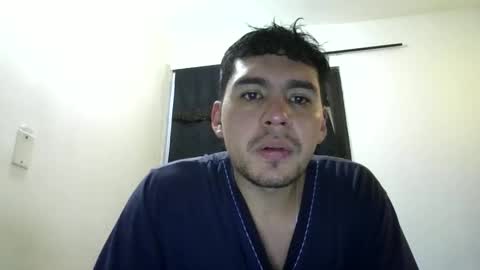 Snapshot of david199731 chatting on 12, 1, 2026 david199731 online show from 12, 1, 2026