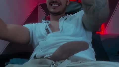 Snapshot of david__ox chatting on 14, 2, 2026 david__ox online show from 14, 2, 2026