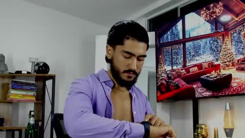 Hey im David that loves to explore and speak their fantasies. Very open talktative and nice. Feel free to chat with me online show from 10, 12, 2024