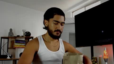 Hey im David that loves to explore and speak their fantasies. Very open talktative and nice. Feel free to chat with me online show from 10, 12, 2024