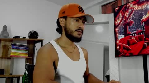 Hey im David that loves to explore and speak their fantasies. Very open talktative and nice. Feel free to chat with me online show from 18, 12, 2024