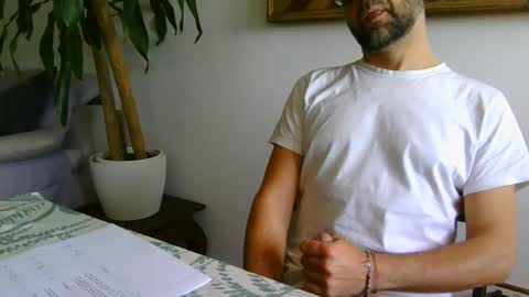 Snapshot of davidehap chatting on 16, 4, 2026 DavHap online show from 16, 4, 2026