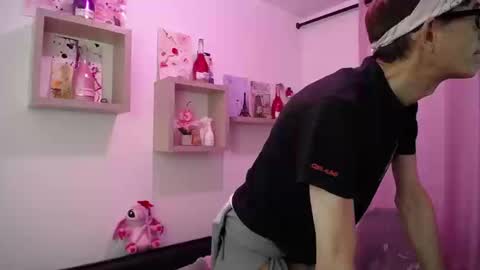 Snapshot of davidhumbee chatting on 14, 3, 2026 David Lucky 13 online show from 14, 3, 2026