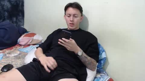 Snapshot of davidp2004 chatting on 7, 1, 2026 davidp2004 online show from 7, 1, 2026