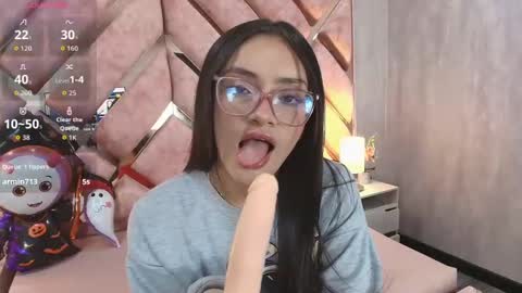 Snapshot of dayannedubois chatting on 26, 10, 2025 dayannedubois online show from 26, 10, 2025