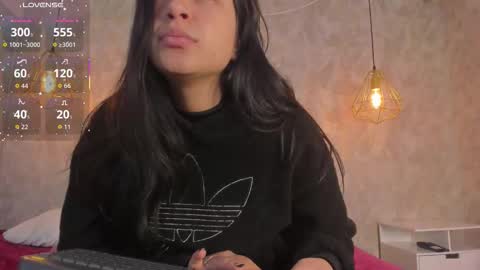 DAYRA ANGELS online show from 4, 11, 2025