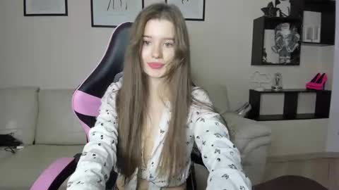 dazdrasmigdasue online show from 19, 1, 2025