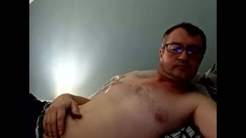 Snapshot of dazzill chatting on 5, 12, 2024 Dazzill online show from 5, 12, 2024