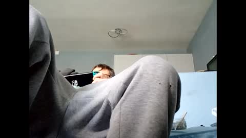 Snapshot of dazzill chatting on 7, 1, 2025 Dazzill online show from 7, 1, 2025