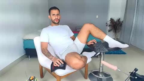 dcollins_ online show from 8, 2, 2025