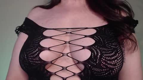 Snapshot of ddstunner chatting on 10, 5, 2026 ddstunner online show from 10, 5, 2026