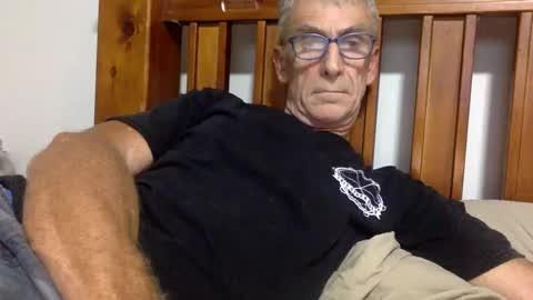 Snapshot of deanofflove2210 chatting on 25, 1, 2025 deanofflove2210 online show from 25, 1, 2025