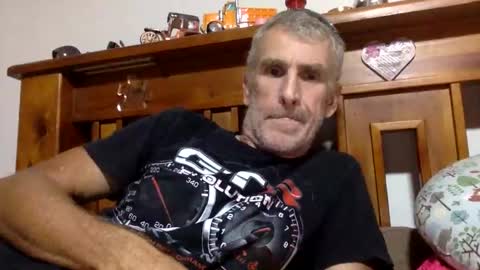Snapshot of deanofflove2210 chatting on 3, 2, 2025 deanofflove2210 online show from 3, 2, 2025
