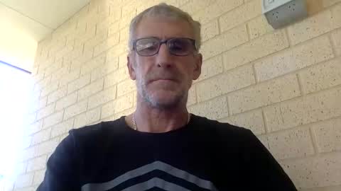 Snapshot of deanofflove2210 chatting on 6, 2, 2025 deanofflove2210 online show from 6, 2, 2025