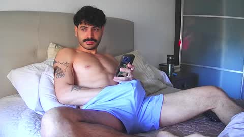 Snapshot of dearsweetboyz chatting on 28, 12, 2024 Pablo online show from 28, 12, 2024