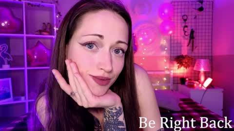 Snapshot of debbie_hanter chatting on 5, 12, 2024 debbie_hanter online show from 5, 12, 2024