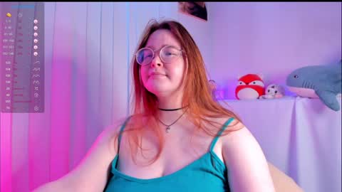 Snapshot of debbiewood chatting on 18, 12, 2024 DeboraDebbieDee online show from 18, 12, 2024