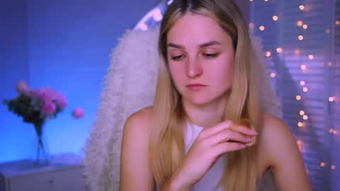 Snapshot of deboralarson chatting on 3, 10, 2025 Debora online show from 3, 10, 2025