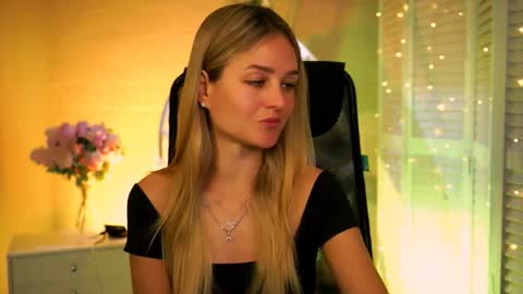 Debora online show from 10, 4, 2026