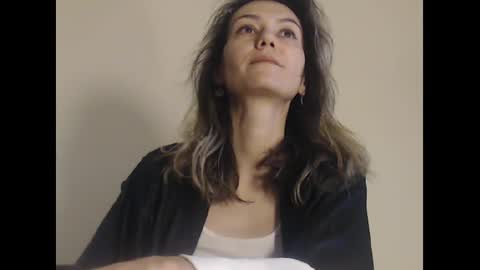 Deelightfull online show from 4, 2, 2025