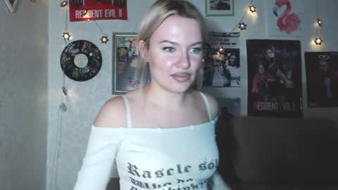 deepholedayss online show from 15, 4, 2026