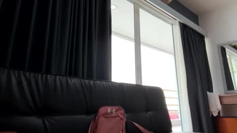 deepthroatqueen33 online show from 13, 2, 2026