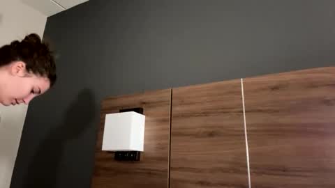 deepthroatqueen33 online show from 27, 2, 2026