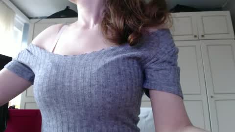 KamiDevi online show from 28, 2, 2025