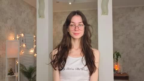 Amy online show from 4, 10, 2025