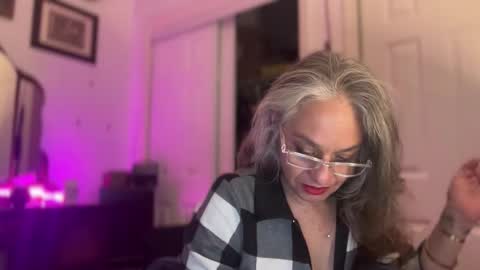 Snapshot of degeneratesaint chatting on 16, 11, 2025 Tori online show from 16, 11, 2025